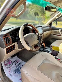 تويوتا لاندكروزر